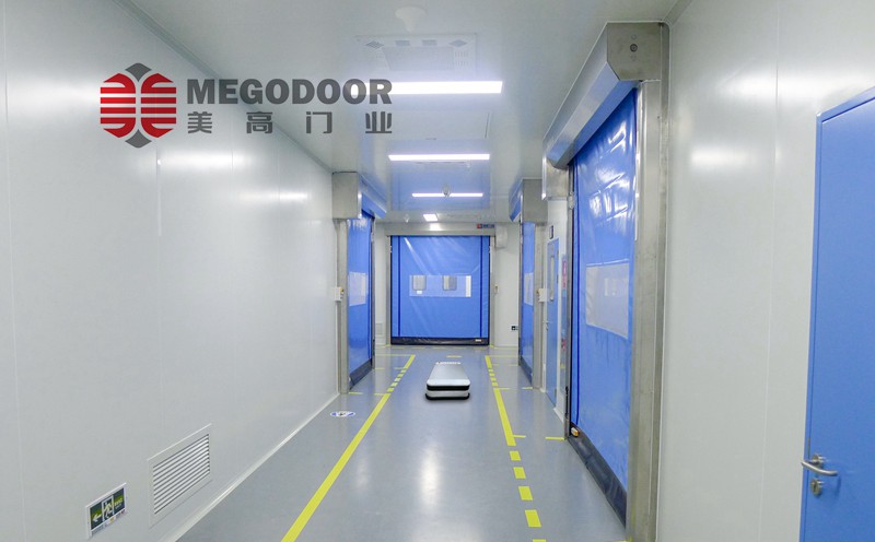 正大青春宝安装的AGV联动洁净室快速卷帘门案例插图1