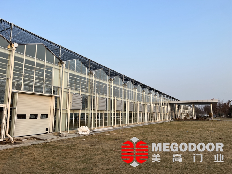 温室大棚用快速门、保温提升门怎么选?美高门业助力无锡温室环境稳定运行插图 温室大棚用快速门、保温提升门怎么选?美高门业助力无锡温室环境稳定运行插图