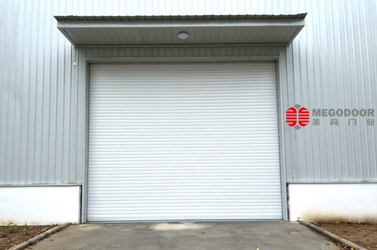 无锡工业厂房钢制电动卷帘门：安全防护与空间优化的工业门控解决方案缩略图