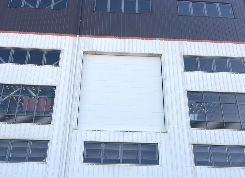 南京白云电气吊装口改造:美高提升门替代原卷帘门插图1 南京白云电气吊装口改造:美高提升门替代原卷帘门插图1